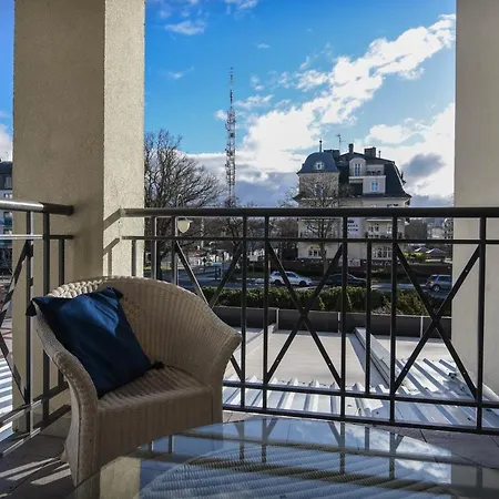 Na Wyspie - Promenada *